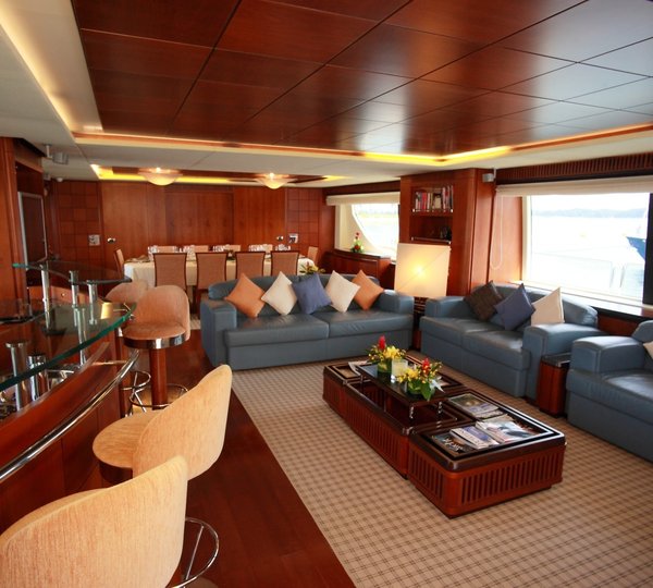 The 35m Yacht HYE SEAS II