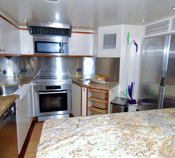 The 35m Yacht PARADIGM