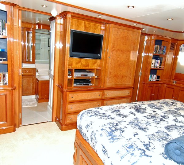 The 35m Yacht PARADIGM