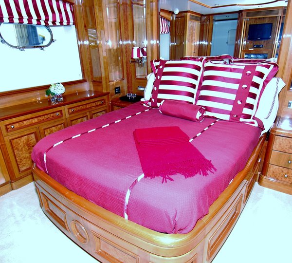 The 35m Yacht PARADIGM