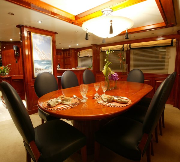 The 35m Yacht PARADIGM