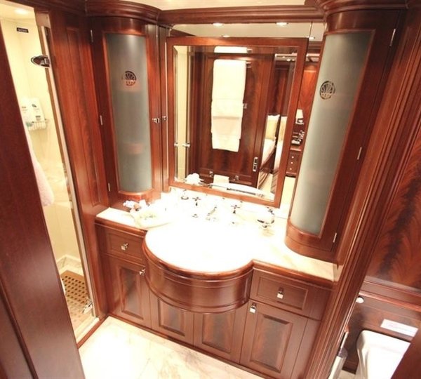 The 36m Yacht ANDIAMO