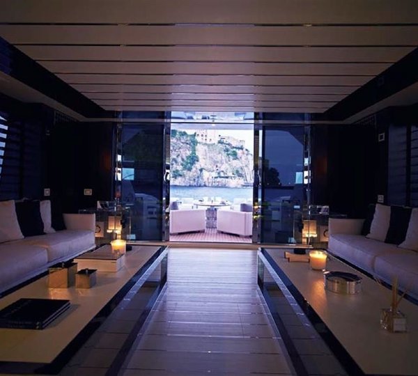 The 36m Yacht DOUBLE SHOT