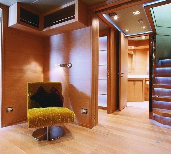 Lobby Aboard Yacht ESCAPE II
