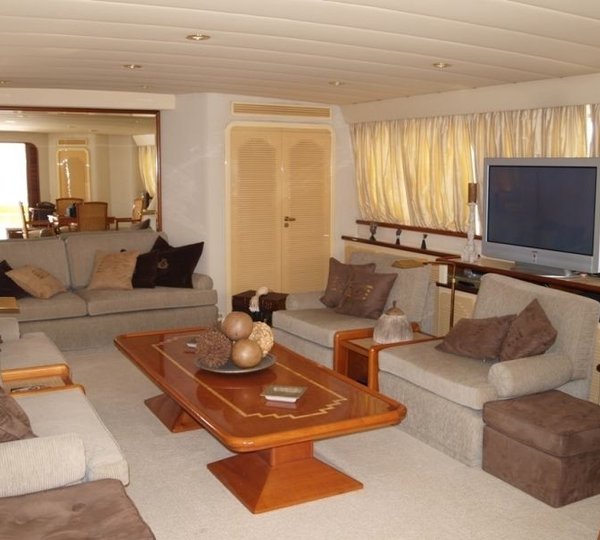 Screening: Yacht PARADIS's Premier Saloon Photograph