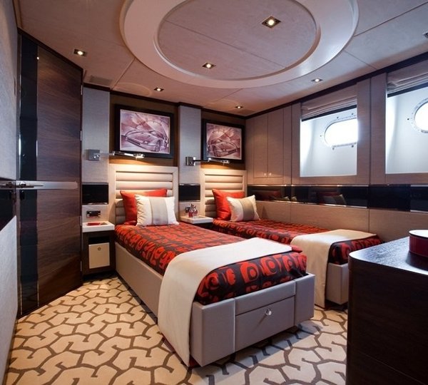 Twin Bed Cabin On Yacht AURELIA