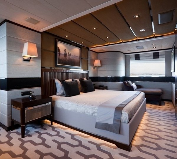 Main Master Cabin On Yacht AURELIA