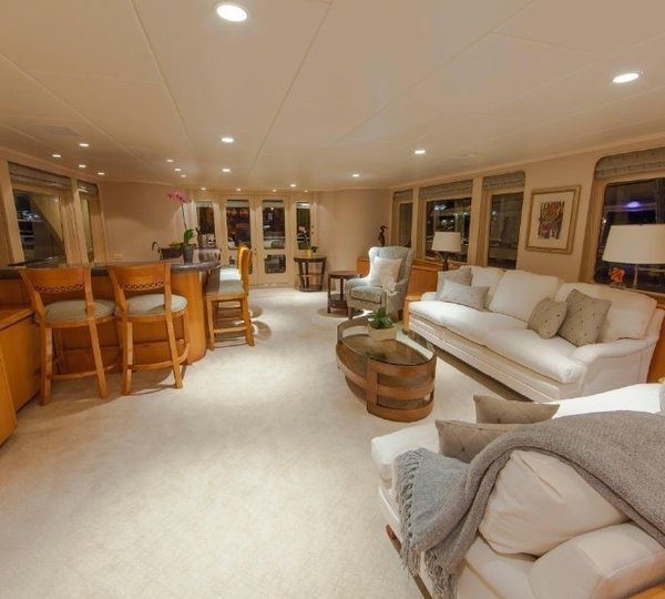 The 37m Yacht LOOSE ENDS