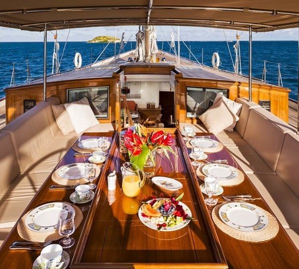 The 37m Yacht PUMULA