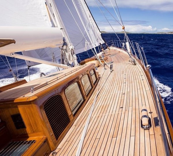 The 37m Yacht PUMULA