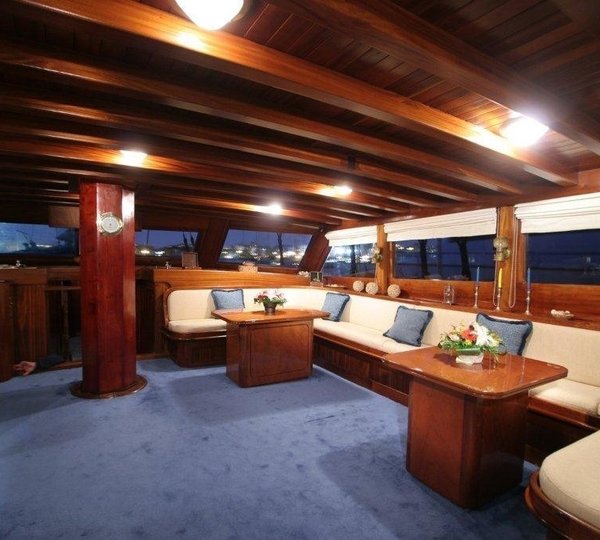 Premier Saloon On Yacht MATINA