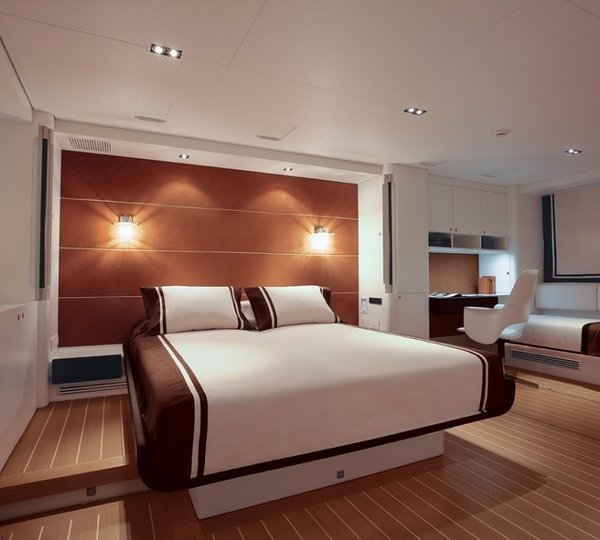 Main Master Cabin On Yacht P2