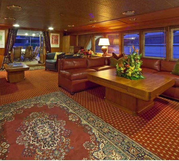 The 38m Yacht SARITA SI