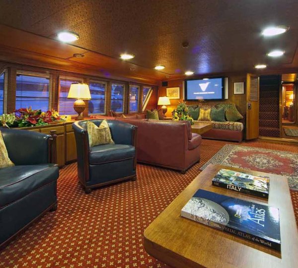 The 38m Yacht SARITA SI