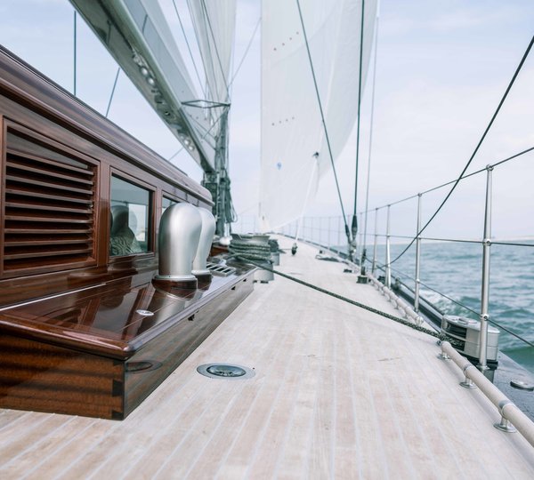 The 39m Yacht RAINBOW