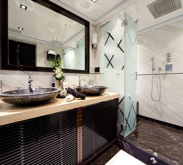 Main Master Bath On Yacht MANIFIQ