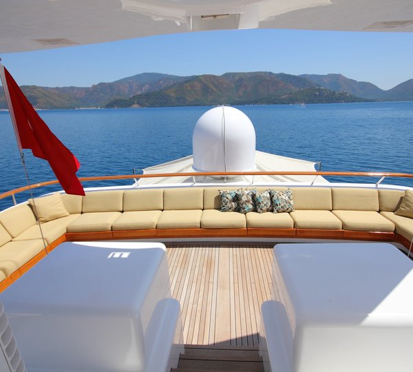 The 40m Yacht MONTE CARLO