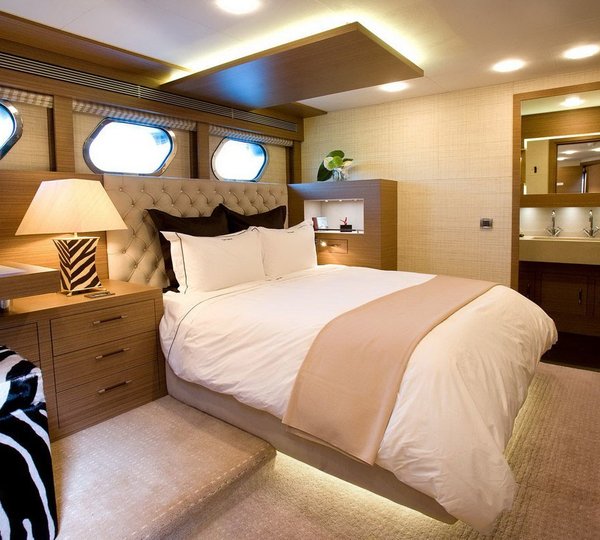 Guest's Cabin Aboard Yacht NAMASTE 8