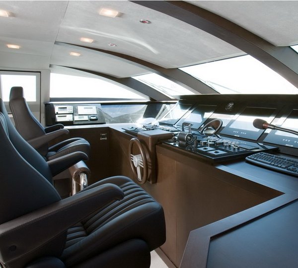 Sitting: Yacht NAMASTE 8's Pilot House Captured