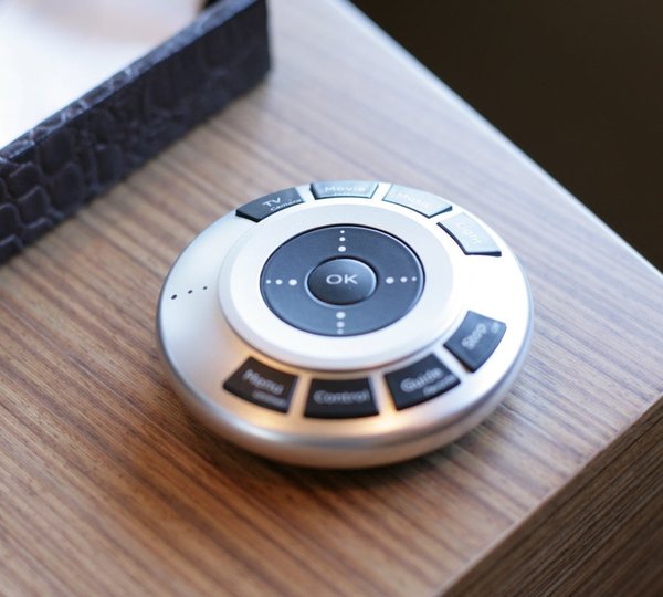 Close Up: Yacht NAMASTE 8's Main Master Cabin Image