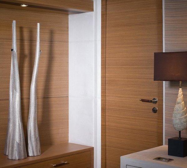 Art: Yacht NAMASTE 8's Main Master Cabin Photograph