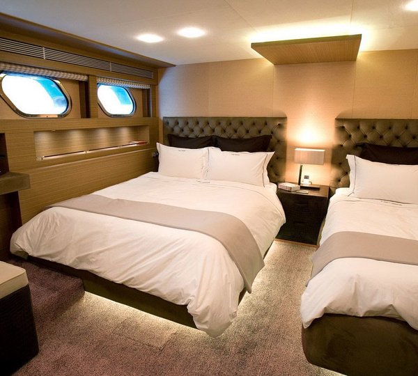 Twin Bed Cabin Aboard Yacht NAMASTE 8
