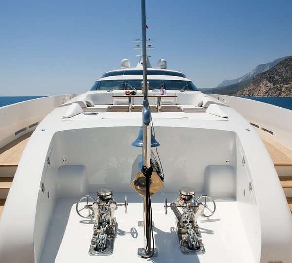 Fore Deck Aboard Yacht NAMASTE 8