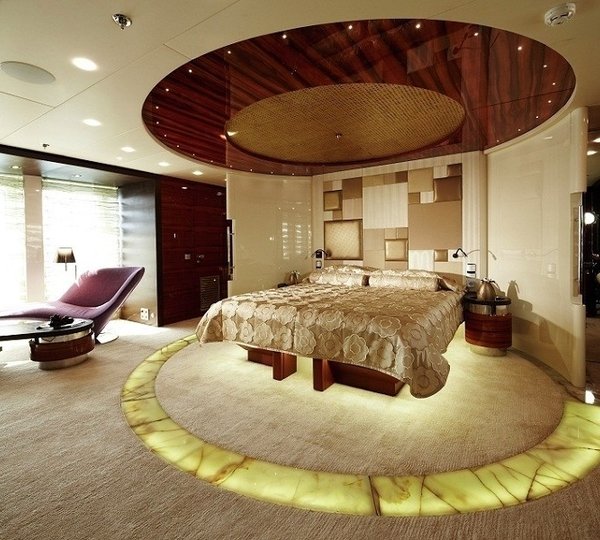 Profile: Yacht E &AMP; E's Main Master Cabin Image