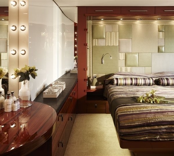 Guest's Cabin On Board Yacht E &AMP; E