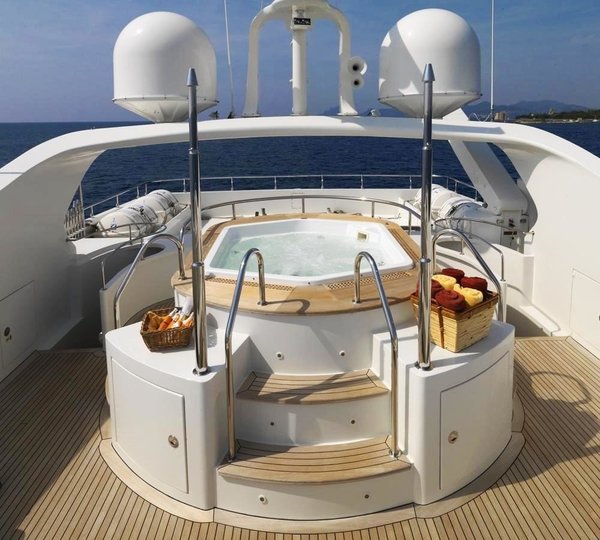 Jacuzzi Pool On Yacht LADY FERYAL