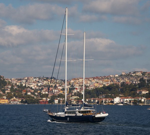 In Portside On Board Yacht PERLA DEL MARE