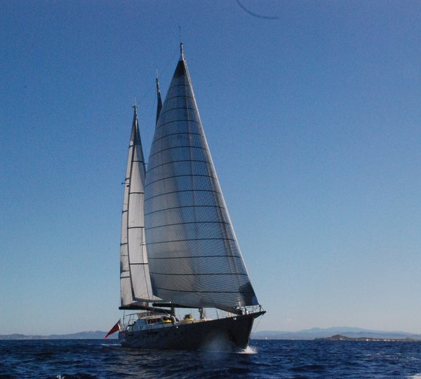 The 42m Yacht YAMAKAY