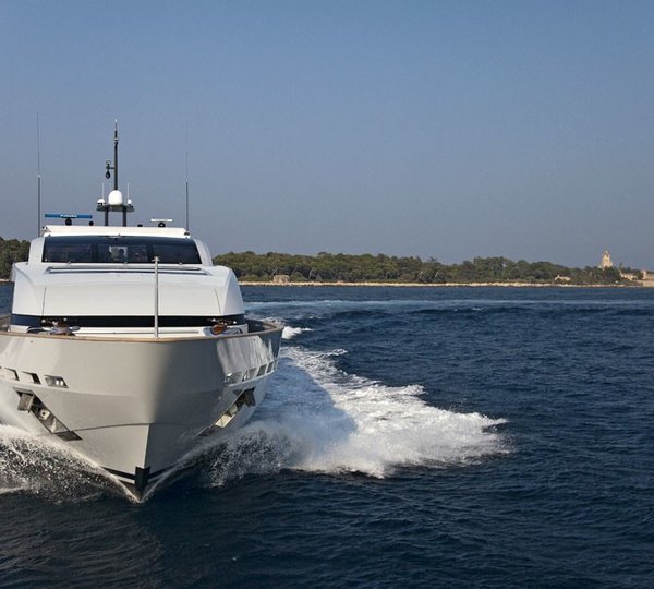 The 44m Yacht FAN TOO