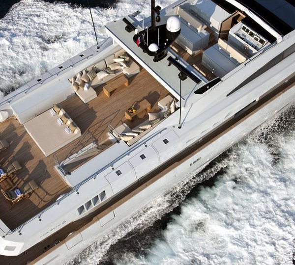 The 44m Yacht FAN TOO