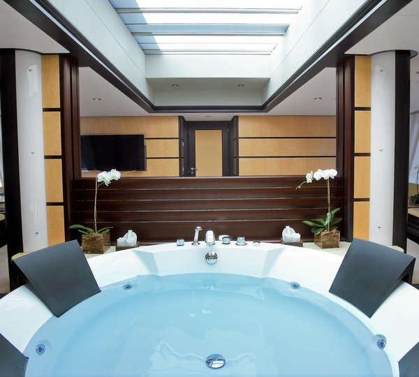 Main Master Jacuzzi Pool Aspect Into Cabin On Yacht HARLE
