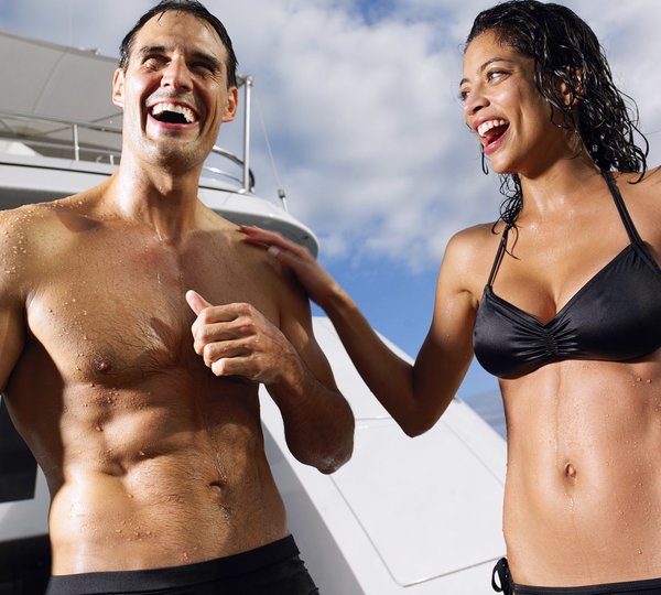 Life: Yacht HARLE's Beach Beachclub Image