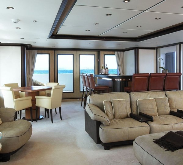 Premier Saloon Aboard Yacht HARLE