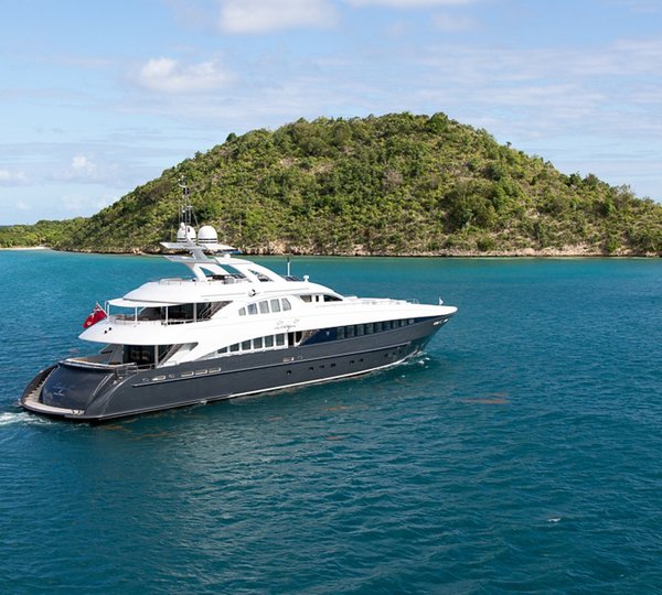 The 44m Yacht LADY L