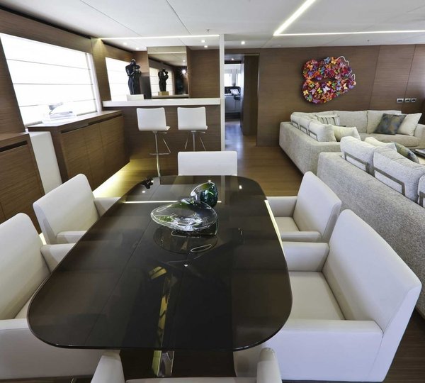 Eating/dining Saloon On Board Yacht IPANEMAS