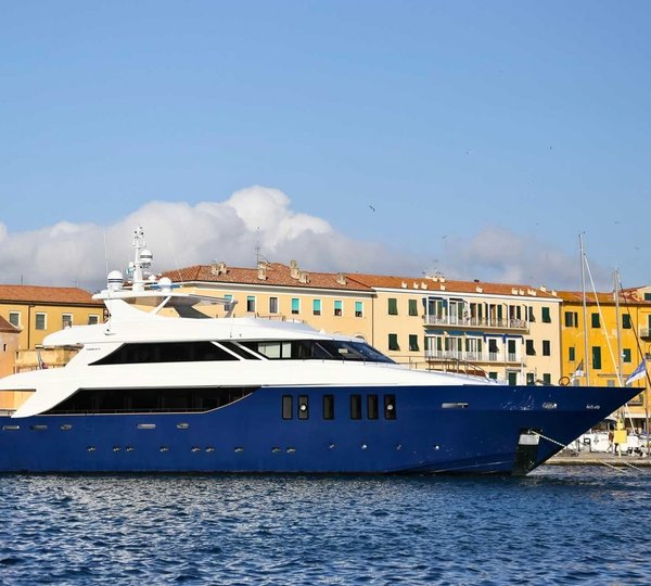 Profile On Yacht IPANEMAS