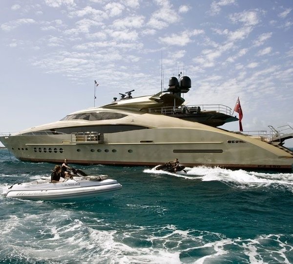 Overview Including Jetski Skiing On Board Yacht HOKULANI