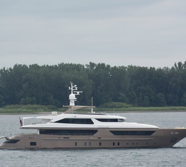 The 46m Yacht PICK UP
