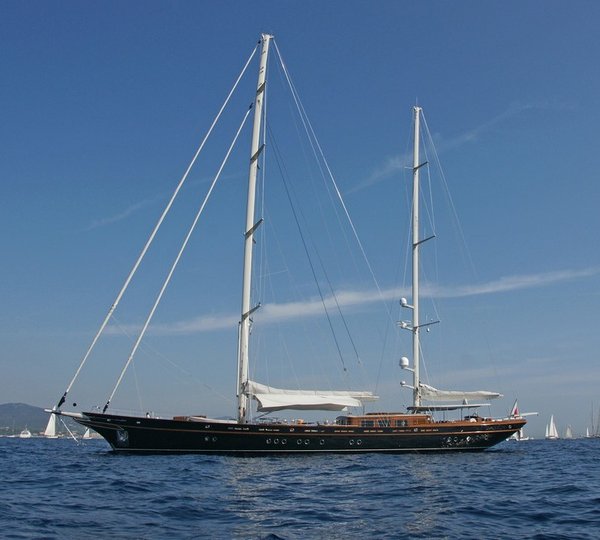Overview On Board Yacht ROXANE