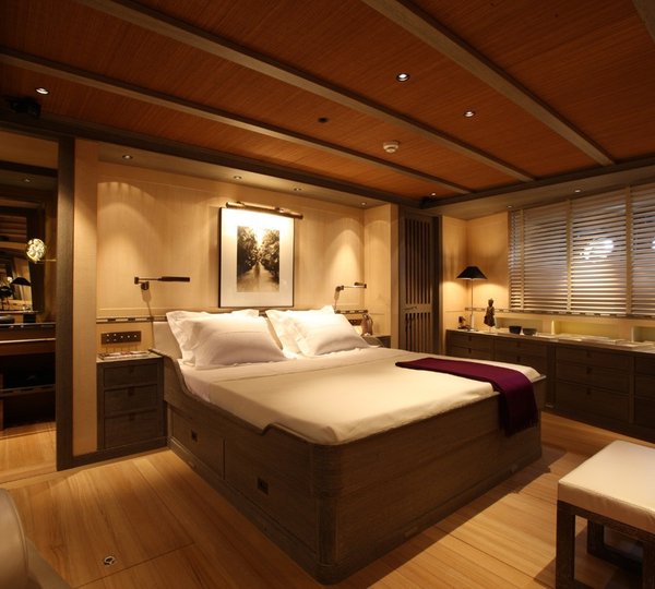 Guest's Cabin Aboard Yacht ROXANE