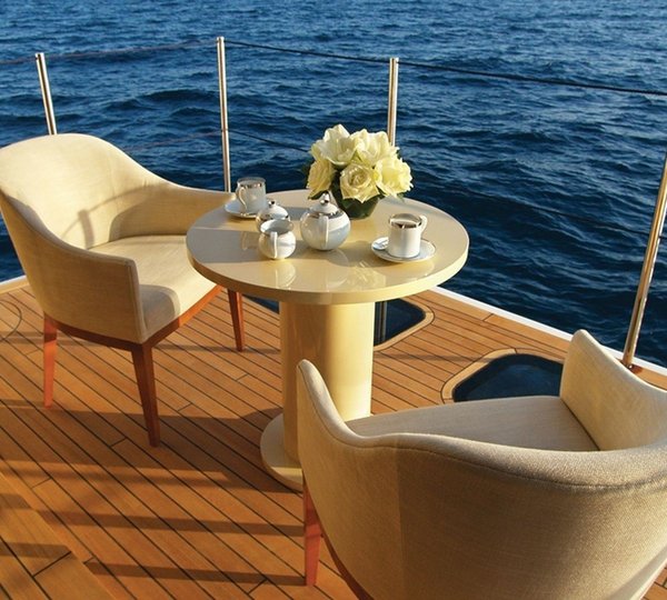 The 47m Yacht LADY DEE