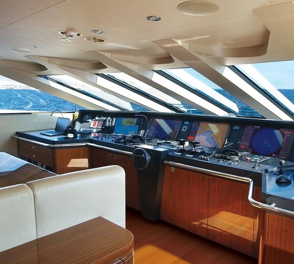 The 47m Yacht LADY DEE