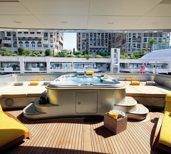 Jacuzzi Pool With Sitting On Board Yacht EXUMA