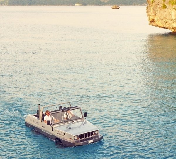 Amphibious 4x4 Sea On Board Yacht EXUMA