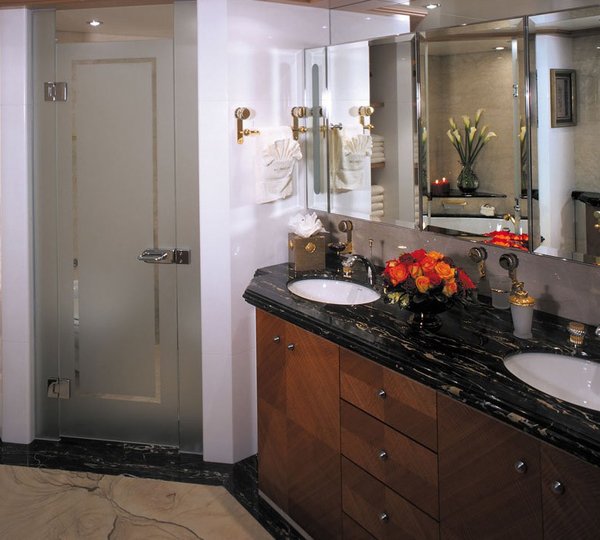 The 51m Yacht AMANTI