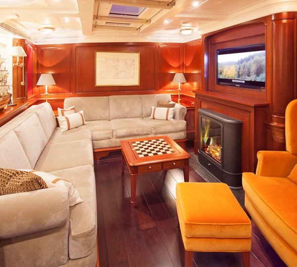 The 55m Yacht KAMAXITHA